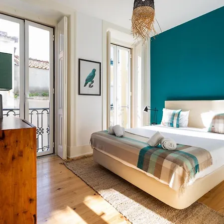 Santa Catarina By Les Deux Mariettes Lisbon