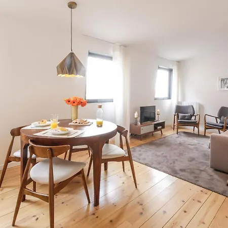 Santa Catarina By Les Deux Mariettes * Lisbon
