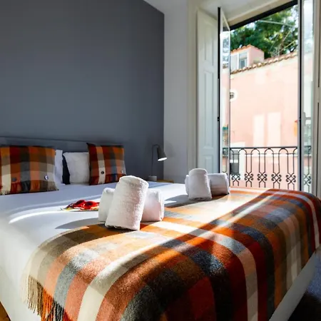 Santa Catarina By Les Deux Mariettes Lisbon